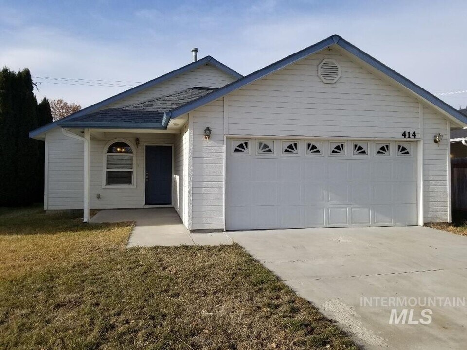 414 Augustina Ct in Caldwell, ID - Building Photo