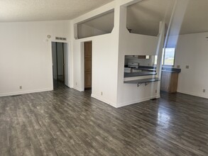 6242 Von Dollen Rd in San Miguel, CA - Building Photo - Building Photo