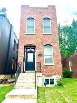 4328 Swan Ave in St. Louis, MO - Building Photo