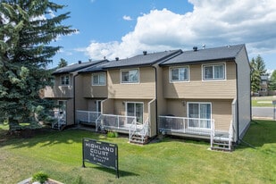 Highland Court in Red Deer, AB - Building Photo