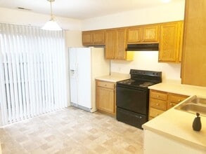 2912 Carson Dr in Indianapolis, IN - Building Photo - Building Photo