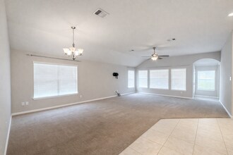 1004 Hartman Dr in Leander, TX - Building Photo - Building Photo