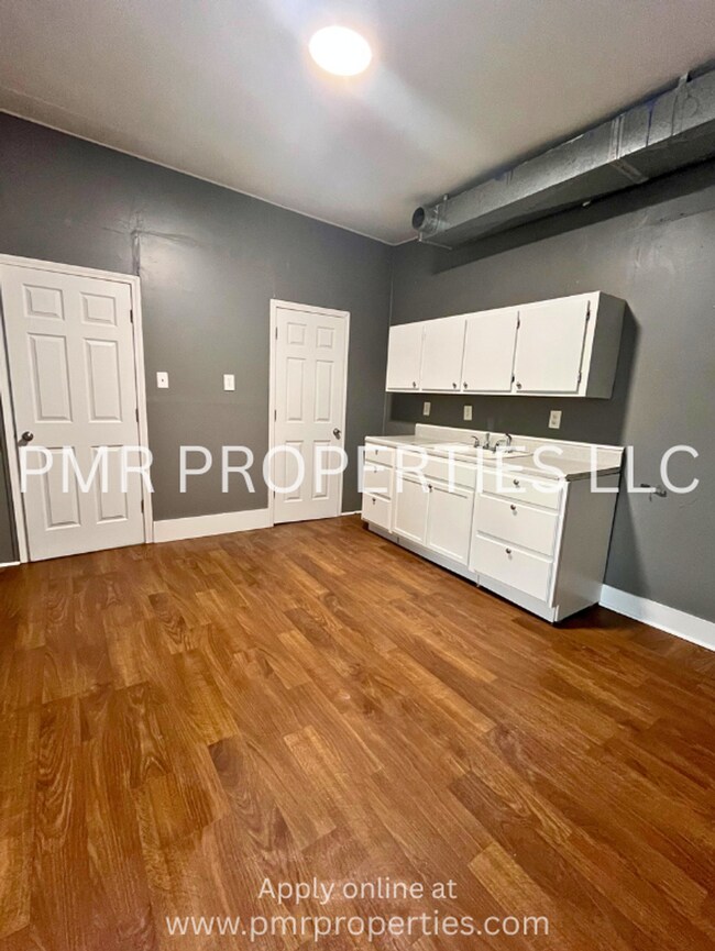 1609 Grant St in St. Joseph, MO - Building Photo - Building Photo