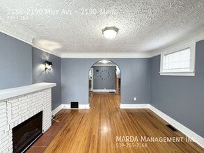 2190-2190 Moy Ave in Windsor, ON - Building Photo - Building Photo