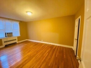 80 Strathmore Rd in Boston, MA - Building Photo - Building Photo