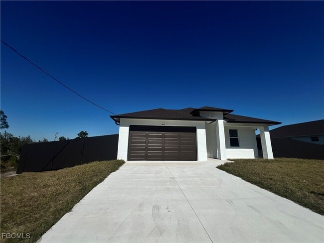 2812 54th St W in Lehigh Acres, FL - Building Photo - Building Photo