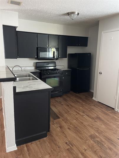 property at 9806 Roxanna Dr