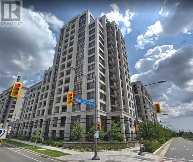 property at 89-689 S Town Centre Blvd