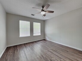 19722 Twin Canyon Ct in Katy, TX - Building Photo