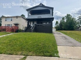 13302 Cranwood Dr in Garfield Heights, OH - Building Photo