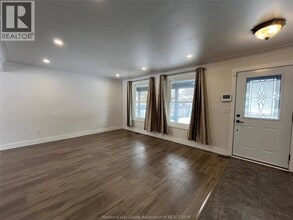 6755 Matchett Rd in Windsor, ON - Building Photo - Building Photo