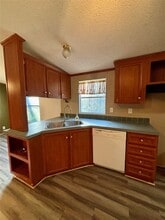 111 Lakeside Woods Dr in Pointblank, TX - Building Photo - Building Photo