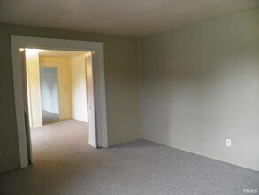 420 1/2 W 2nd Street Unit 2W in Bloomington, IN - Foto de edificio - Building Photo