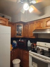 3210 NW 82nd St in Miami, FL - Building Photo - Building Photo