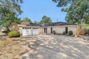 23918 Spring Gum Dr in Spring, TX - Building Photo