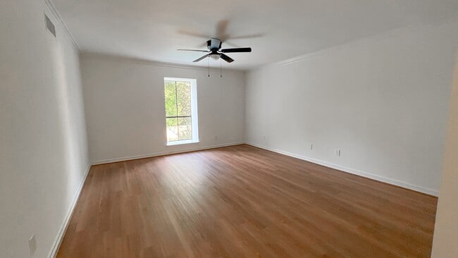 property at 372 Robbins Dr