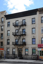 2435 Steinway St in Astoria, NY - Building Photo - Building Photo