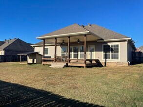 2603 Redcliff Dr in Benton, AR - Building Photo - Building Photo