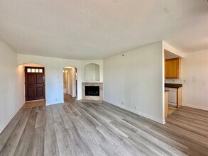 4205 Lamont St in San Diego, CA - Building Photo - Building Photo