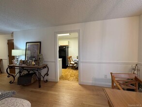 1 Kings Ct in Nanuet, NY - Building Photo - Building Photo