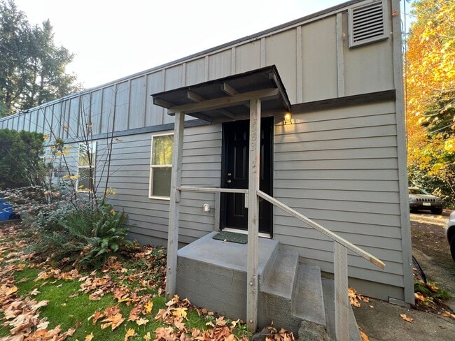 property at 583 N Main St