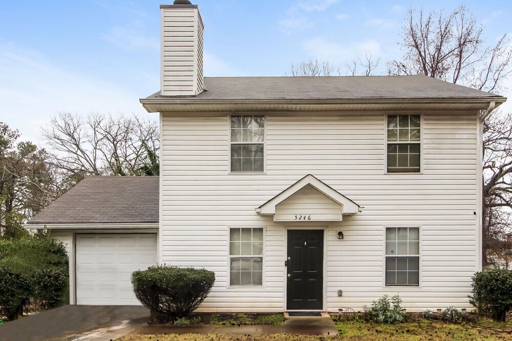 5246 Kirk Dr in Atlanta, GA - Building Photo