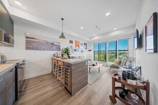 484 Spadina Ave. in Toronto, ON - Building Photo