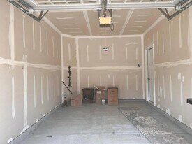 131 Lilywood Ct in Simpsonville, SC - Building Photo