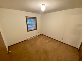 227 Liberty St, Unit 9 in La crosse, WI - Building Photo