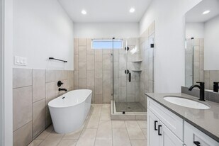 6107 Campos Dr in Houston, TX - Building Photo