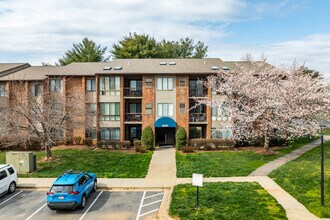 Mallard Cove in Derwood, MD - Building Photo - Building Photo