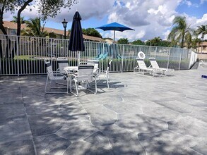 11174 NW 36th St in Sunrise, FL - Building Photo - Building Photo