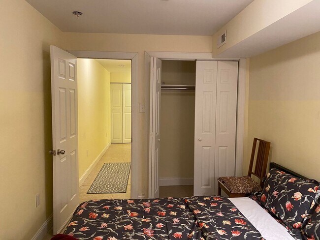 676 N 33rd St in Philadelphia, PA - Building Photo - Building Photo