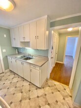 2 Lindenwood Dr in South Burlington, VT - Foto de edificio - Building Photo