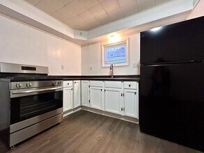 1216 Quarry Ave NW in Grand Rapids, MI - Building Photo - Building Photo