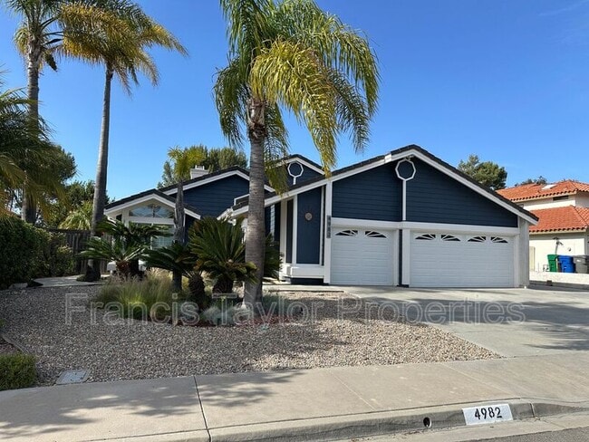 4982 Wildwood Dr in Oceanside, CA - Building Photo - Building Photo