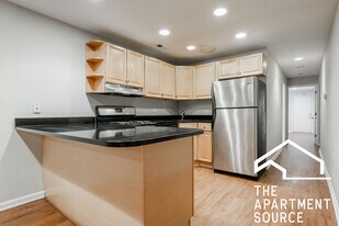 3216 N Racine Ave in Chicago, IL - Building Photo