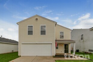 2875 Ludwig Dr in Indianapolis, IN - Building Photo