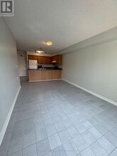 890 Sheppard Ave W in Toronto, ON - Building Photo - Building Photo