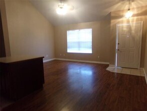 1005 Teresa Ct in Granbury, TX - Building Photo - Building Photo