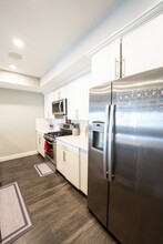 11 Minot St, Unit 203 in Boston, MA - Building Photo - Building Photo