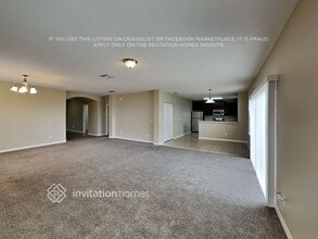 4821 Windbourne Way in St. Cloud, FL - Foto de edificio - Building Photo