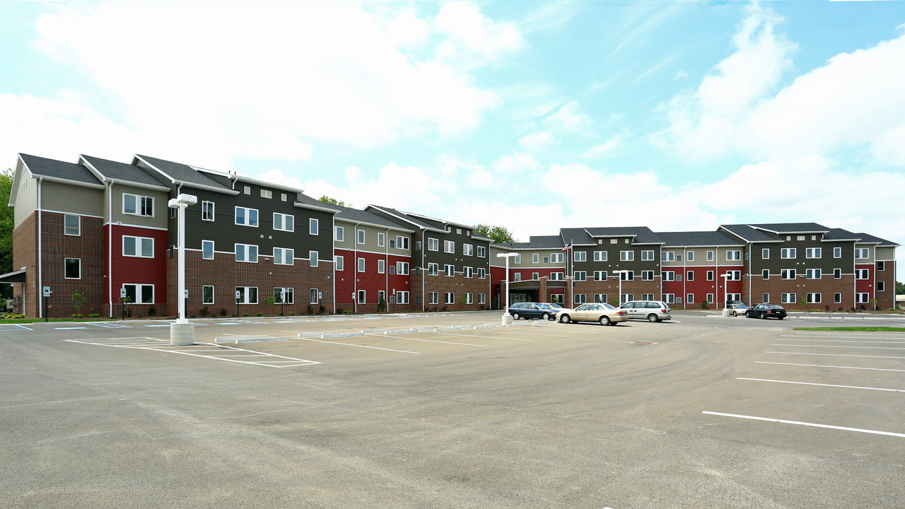 Parkman Landing Senior Apartments in Warren, OH - Foto de edificio