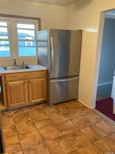 166 Arthur Ave, Unit 2 in South Floral Park, NY - Building Photo - Building Photo