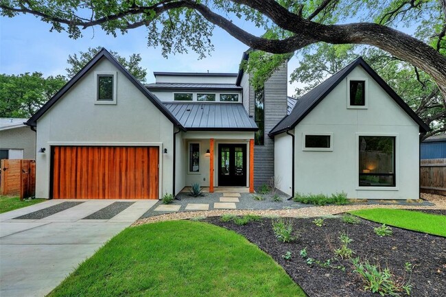 property at 2212 Trailside Dr