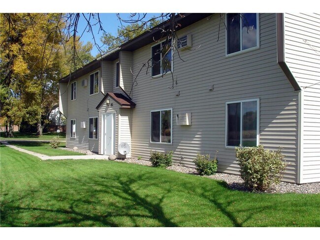 property at 911 Lakeview St