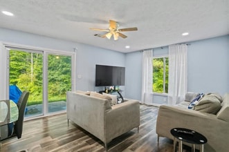 391 Charter Ct in Lawrenceville, GA - Building Photo - Building Photo