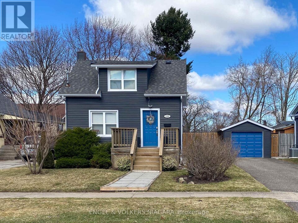 6399 Bellevue St in Niagara Falls, ON - Building Photo