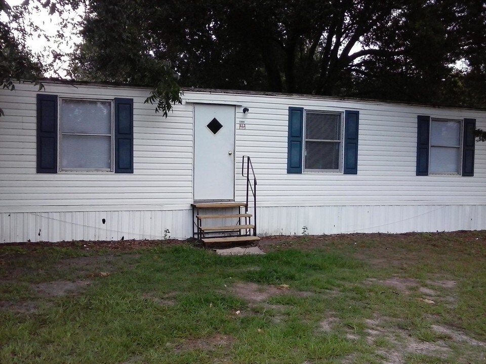 5909 Cedar Dr in Valdosta, GA - Building Photo