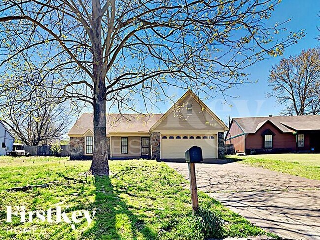 property at 5961 Wedgewood Cove